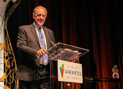 Mayor John Lee accepting the 2019 LVGEA Chairman's Award. Photo: Jennifer Smulo Photography